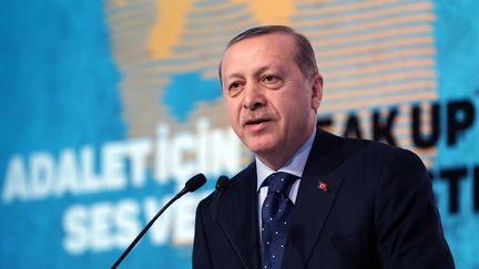 Turquie : Erdogan menace de laisser passer les migrants vers l'Europe