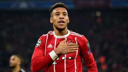 Le Français Corentin Tolisso, joueur du Bayern Munich, célèbre un but contre le PSG, lors d'un match de Ligue des champions, à Munich (Allemagne), le 5 décembre 2017. (TOBIAS SCHWARZ / AFP)