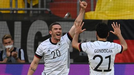 Robin Gosens et l'Allemagne ont étrillé la Lettonie, le 7 juin à Düsseldorf.&nbsp; (FEDERICO GAMBARINI / DPA)