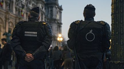 Les policiers d'élite du Service de protection (SDLP) sont notamment chargés de la protection&nbsp;des&nbsp;dirigeants politiques.&nbsp; (ETIENNE LAURENT / EPA)