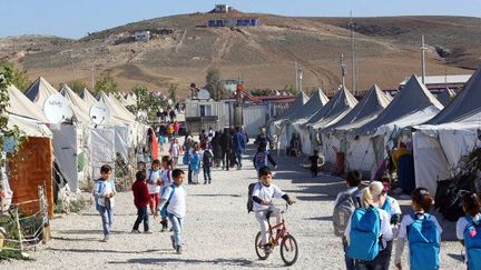 Camp d'Osmaniye, en Turquie, le 15 décembre 2015. 260.000 réfugiés syriens sont installés dans ce camp en Turquie, près de la frontière syrienne.  (ADEM ALTAN / AFP)