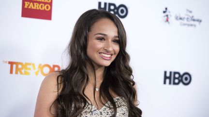 La militante LGBT Jazz Jennings lors du gala de charité Trevor Live à Hollywood (Californie, Etats-Unis), le 6 décembre 2015. (VALERIE MACON / AFP)