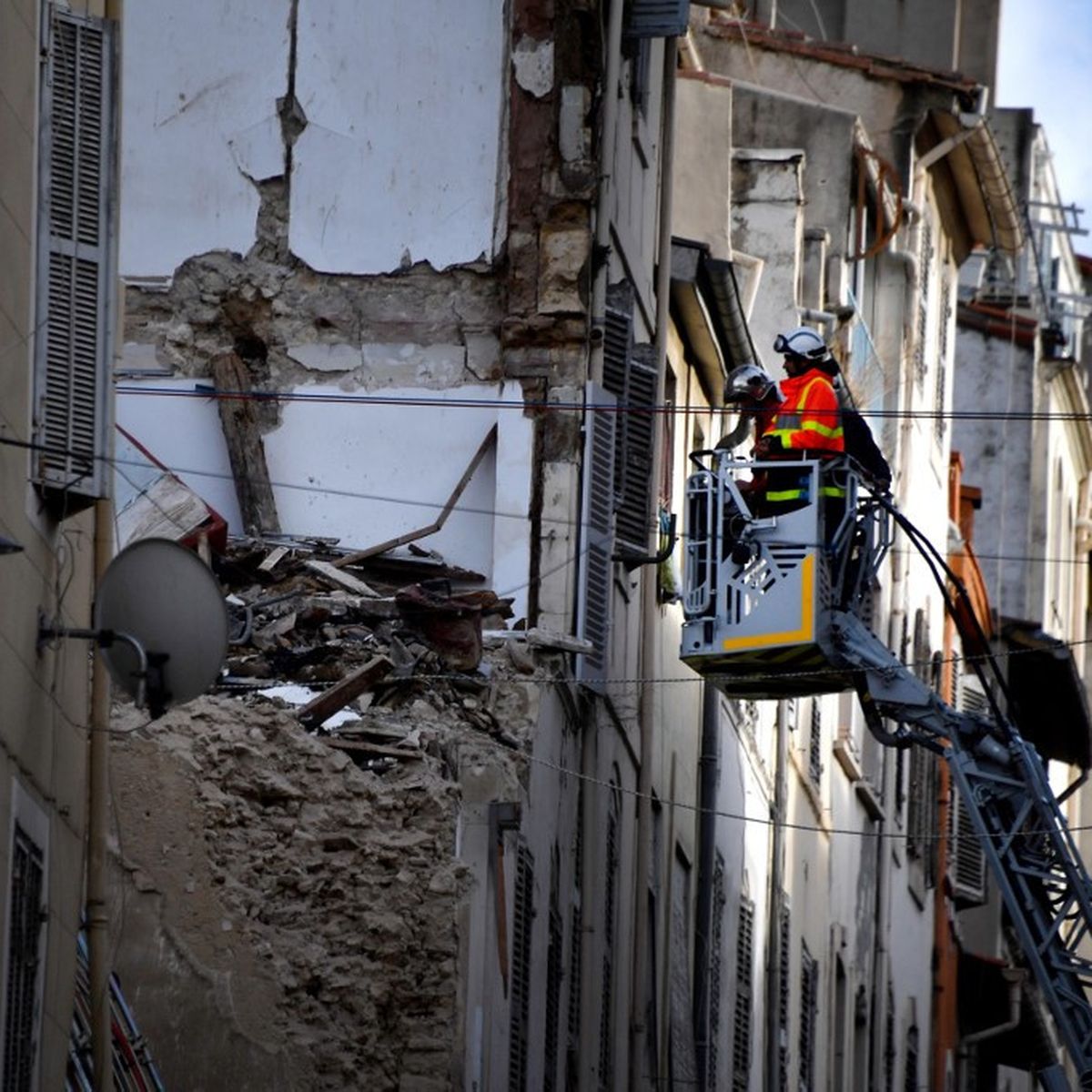 Marseille Une Locataire D Un Immeuble Qui S Est Effondre Rue D Aubagne Reclame Une Indemnisation