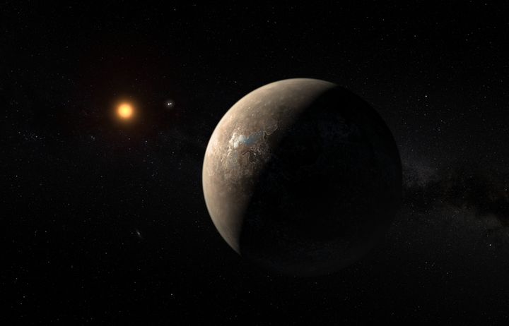 Reproduction artistique de la planète Proxima b, la plus proche de notre système solaire, publiée par l'Observatoire européen austral le 24 août 2016. (M. KORNMESSER / EUROPEAN SOUTHERN OBSERVATORY / AFP)