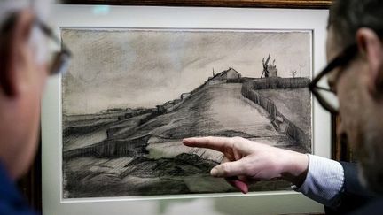 Van Gogh : "La Colline de Montmartre avec carrière en pierre" (1886)
 (Robin van Lonkhuijsen / ANP / AFP)