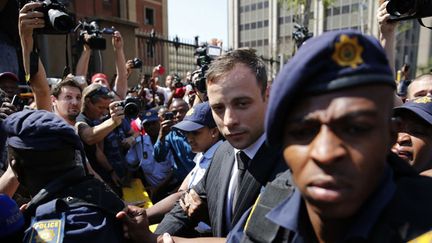 &nbsp; (Oscar Pistorius connaîtra sa peine à l'issue d'une nouvelle audience dans un mois © REUTERS/Siphiwe Sibeko)