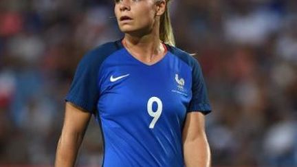 Football : dernier match de poule de l'Euro pour les bleues