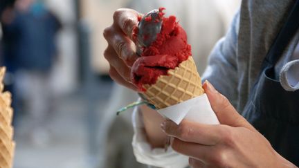 Les crèmes glacées se dégustent principalement par temps chaud.&nbsp; (SEBASTIEN JARRY / MAXPPP)