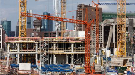 principalement allemands, et quatre fois plus d’ouvriers à 90% venus des pays de l’Est (Pologne, Roumanie et Hongrie) travaillent sur le chantier.
 
 (European Central Bank/Robert Metsch   )