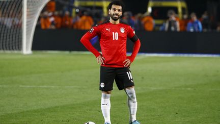 Mohamed Salah lors du match aller entre l'Egypte et le Sénégal, le 25 mars 2022 au Caire. (KHALED DESOUKI / AFP)