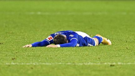 Incapable de remporter la moindre victoire en Bundesliga depuis près d'un an, Schalke 04 menace le record du Tasmania Berlin. (MARTIN MEISSNER/AP/SIPA / SIPA)