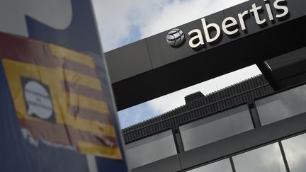 Le siège à Barcelone d'Abertis, entreprise gestionnaire d'autoroutes. (JORGE GUERRERO / AFP)