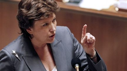 Roselyne Bachelot lors de la session de questions au gouvernement, à l'Assemblée nationlae, le 2/11/2010. (AFP - Joël Saget)