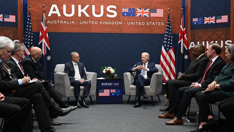 US President Joe Biden (R) meets with Australian Prime Minister Anthony Albanese (L), in San Diego, US, on March 13, 2023. (AFP)