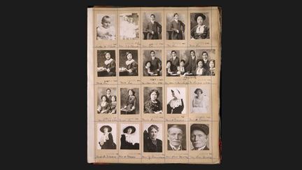 20 photographies d&#039;une page d&#039;album Positif - Papier - Argent - papier salé -albumine Albums, 1913
 (Studio Topley / Bibliothèque et Archives Canada / e008445412)