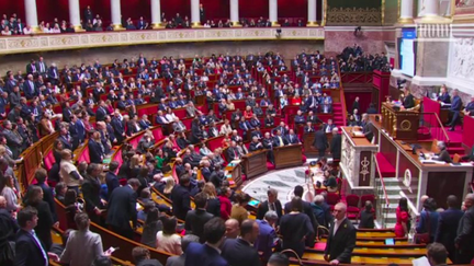 Réforme des retraites : deux motions de censure débattues lundi à l’Assemblée (France 2)