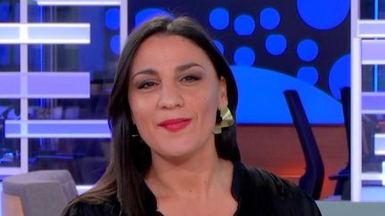 Le JT de franceinfo soir du jeudi 30 mars présenté par Alexandra Uzan sur franceinfo est consultable en ligne en replay pour voir et revoir ce journal télévisé qui décrypte l'actualité. Retrouvez les dernières infos de la semaine, l'Eurozapping, les grands reportages, les interviews et les explications de la rédaction sur toute l’actualité nationale et internationale. (FRANCEINFO)