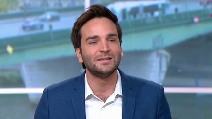 Dans sa chronique, Samuel Ollivier revient sur le caillassage du bus lyonnais à son arrivée au stade Vélodrome (Marseille, Bouches-du-Rhône), dimanche 29 octobre. (France 2)