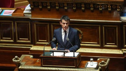 &nbsp; (Présentation du texte de la déchéance nationale au Sénat par le Premier ministre Manuel Valls le 16 mars 2016 © Maxppp)