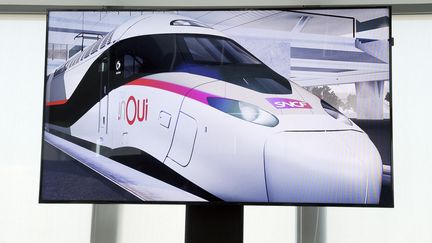 Le "TGV du futur" présenté en 2018 par la SNCF. (ERIC PIERMONT / AFP)