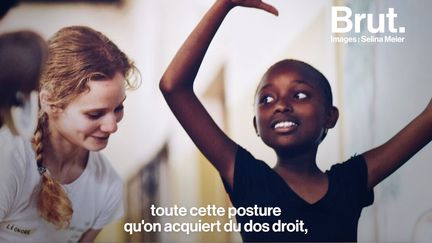 Via l'association "What dance can do project", la danseuse étoile a donné, pendant une semaine, des leçons à des jeunes Kényans.