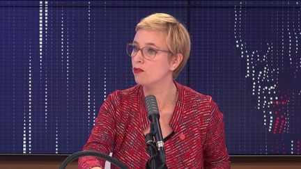 Clémentine Autain, députée La France Insoumise de Seine-Saint-Denis, était l'invitée du "8h30&nbsp;franceinfo", jeudi 22&nbsp;octobre 2020. (FRANCEINFO / RADIOFRANCE)