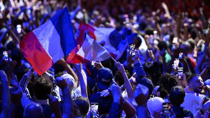 Au Club France depuis le 27 juillet 2024, le public exulte chaque soir, en particulier hier, vendredi 2 août avec une moisson de 9 médailles en un jour pour les athlètes olympiques français. (MILLEREAU PHILIPPE / KMSP / AFP)