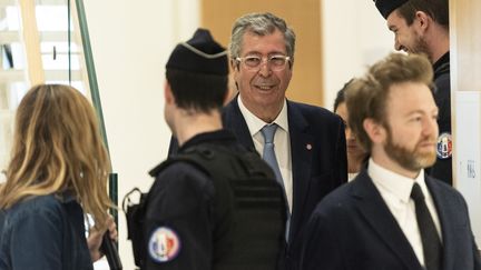 Patrick Balkany, au tribunal de Paris, le 22 mai 2019. (SAMUEL BOIVIN / NURPHOTO / AFP)