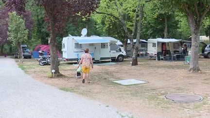 Vacances : le charme de l'été l'indien séduit les Français