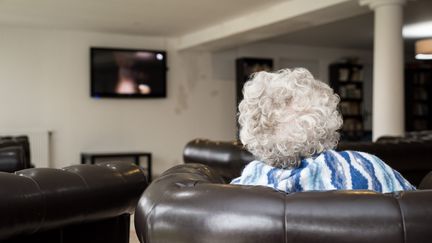 Retraités : obligés d'aider leurs enfants