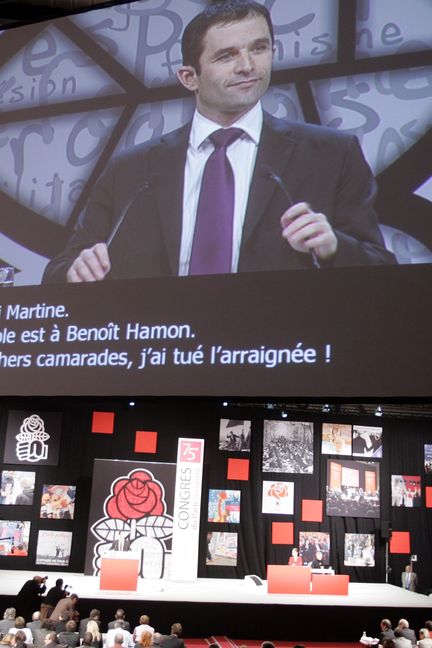 Benoît Hamon est à la tribune lors du congrès de Reims en tant que porte-parole du Parti socialiste, le 16 novembre 2008 (DENIS ALLARD / REA)