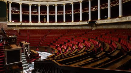 L'hémicyle vide de l'Assemblée nationale, le 10 mai 2022. (PHOTO D'ILLUSTRATION / OLIVIER CORSAN / MAXPPP)