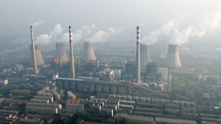 Une centrale à charbon chinoise, le 28 août 2010 à Zhengzhou (Chine). (DONALD CHAN / REUTERS)