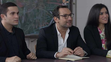 Gilles Lellouche, Malik Bentalha, Sabrina Ouazani dans "Jusqu'ici tout va bien"
 (Quad Films)