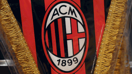 &nbsp; (C'est un groupe d'investisseurs chinois qui devrait racheter l'AC Milan © Reuters / Stefano Rellandini)