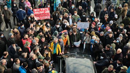 Manifestation à Belgrade contre le projet Jadar de Rio Tinto, le 15 janvier 2022. (NANGKA PRESS / HANS LUCAS)