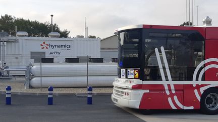 Inauguration de la station à hydrogène AuxHyGen à Auxerre, le&nbsp; octobre . (THIERRY BOULANT / FRANCE-BLEU AUXERRE)