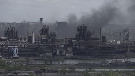 L'usine Azovstal, à Marioupol, le 10 mai 2022. (STRINGER / AFP)