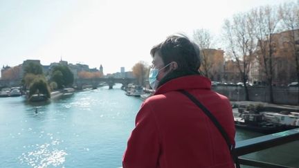 Témoignage : une guide touristique privée de travail depuis un an forcée de prendre sa retraite (France 2)