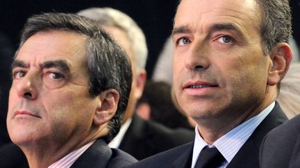 Fran&ccedil;ois Fillon (&agrave; g.) et Jean-Fran&ccedil;ois Cop&eacute;, le 27 septembre 2012, lors des journ&eacute;es parlementaires de l'UMP, &agrave; Marcq-en-Bar&oelig;ul (Nord). (DENIS CHARLET / AFP)