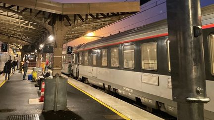 La gare de Vierzon (Cher), le 14 décembre 2022. (MATHILDE GRACIA/ FRANCEINFO)