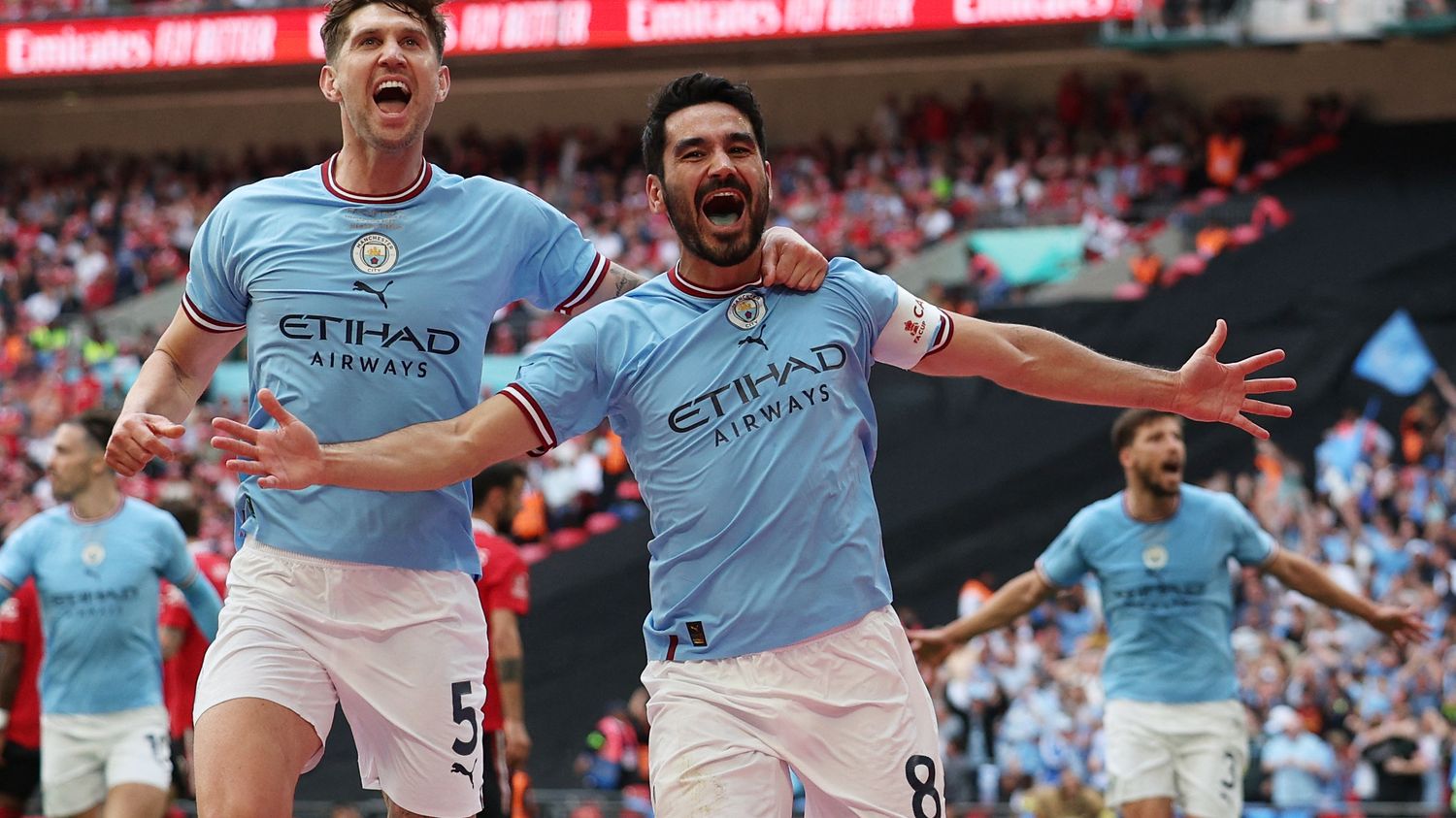 Football titré en FA Cup face à United Manchester City toujours en lice pour un triplé historique