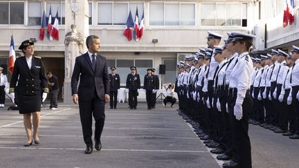 Le ministre de l'Intérieur Gérald Darmanin à Marseille lors de la cérémonie d'accueil des nouveaux policiers nationaux, le 7 août 2022. (SPEICH FREDERIC / MAXPPP)