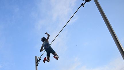 Nouveau record du monde d'Armand Duplantis en saut à la perche : 