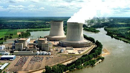  (La centrale nucléaire de Saint-Laurent des Eaux est concernée par ces démantèlements de réacteurs à l'arrêt ©MaxPPP)