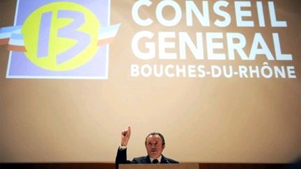 La commission d'enquête interne du PS sur les pratiques de Jean-Noël Guérini doit rendre ses conclusions le 28 juin. (AFP / Anne-Christine POUJOULAT)