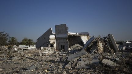 L'ancienne r&eacute;sidence de Mouammar Kadhafi &agrave; Bab Al-Aziziya, au c&oelig;ur de Tripoli (Libye), le 2 juin 2012. (GIANLUIGI GUERCIA / AFP)