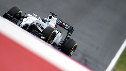 Felipe Massa (Williams-Mercedes) sur le toboggan autrichien de Spielberg (JOE KLAMAR / AFP)