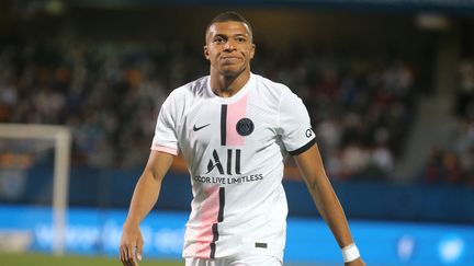 Kylian Mbappé lors d'un match de Ligue 1 entre le Paris Saint-Germain&nbsp;et Troyes, le 7 août 2021. (FRANCOIS NASCIMBENI / AFP)