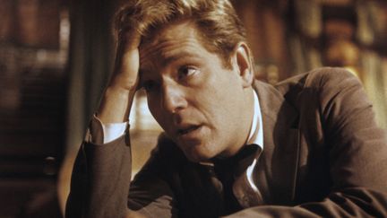 George Segal dans "Qui a peur de Virginia Woolf" de Mike Nichols (1967) (WARNER BROS / CHENAULT PRODUCTIO / COLLECTION CHRISTOPHEL VIA AFP)